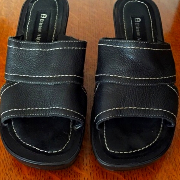 Etienne Aigner Sandals - Picture 2 of 4